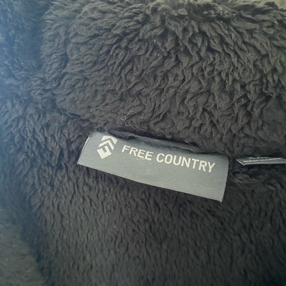 Jacket 🧥 - Picture 2 of 3